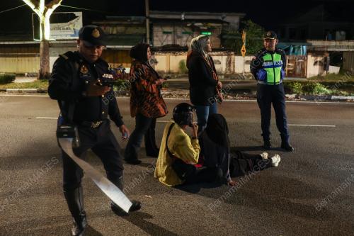 OPERASI KHAS GEMPUR KENDERAAN PERKHIDMATAN BARANGAN JPJ