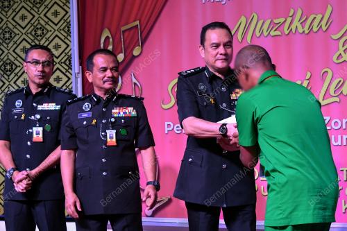 PROGRAM MUZIKAL MUHIBAH