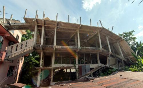 KB06_31072019_RUMAH_RUNTUH
