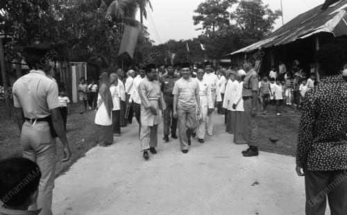 KB07_01102015_RAZALEIGH
