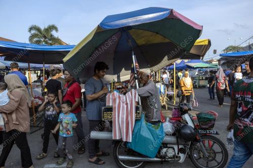 TINJAUAN BAZAR RAMADAN