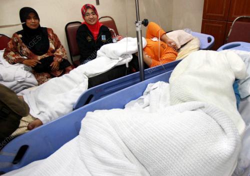 PELAJAR KERACUNAN