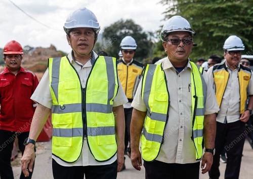 DATUK SERI AHMAD MASLAN