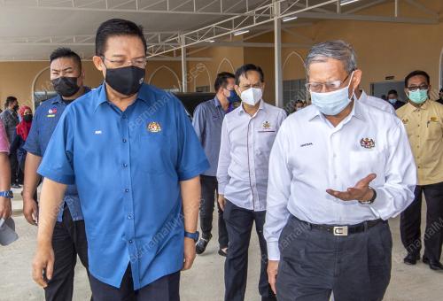 DATUK SERI MUSTAPA MOHAMED