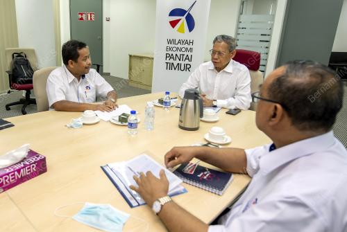 DATUK SERI MUSTAPA MOHAMED