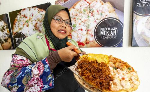 PIZA JANGOK MEK ANI