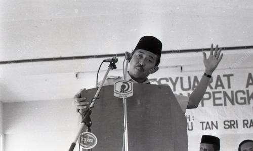 KB07_10081982_UMNO