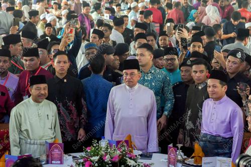 DATUK SERI ANWAR IBRAHIM