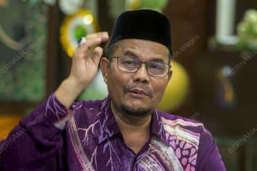 AB AZIZ AB KADIR