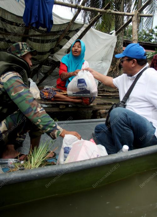 KB07_13022012_ZAHIDI_BANTUAN
