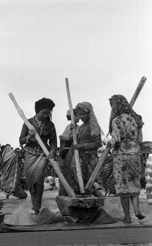 PESTA BISIKAN BAYU