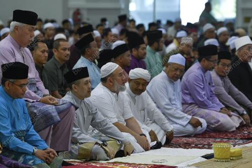 SULTAN MUHAMMAD V