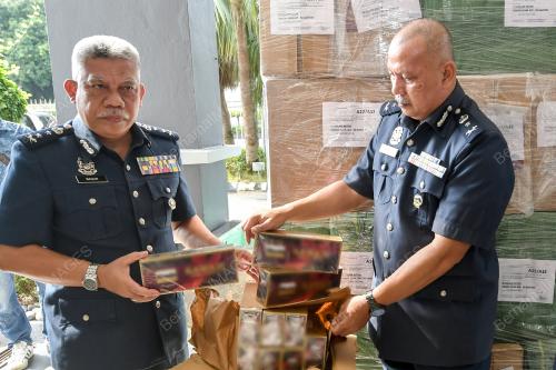 MOHD NASIR DERAMAN