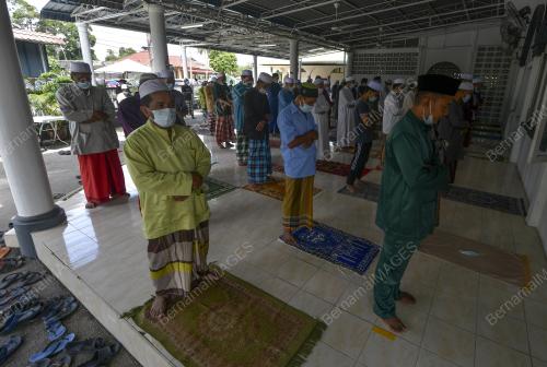 SOLAT JUMAAT DI KELANTAN