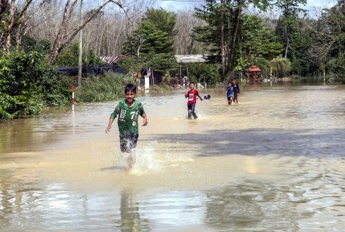 TINJKAUAN BANJIR KELANTAN