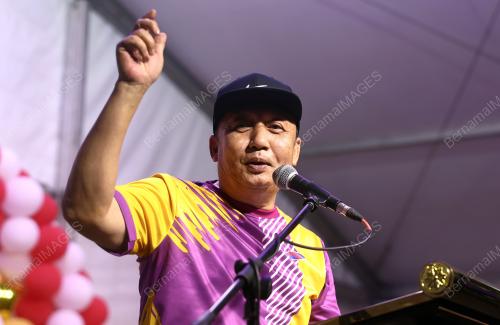 DATUK AHMAD JAZLAN YAAKUB
