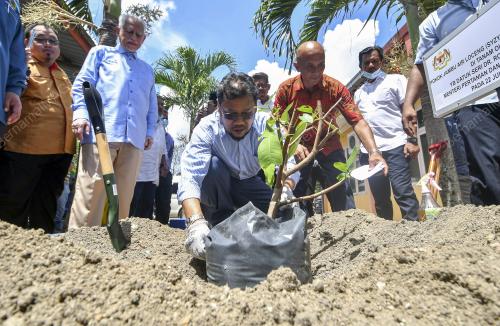 DATUK CHE ABDULLAH MAT NAWI