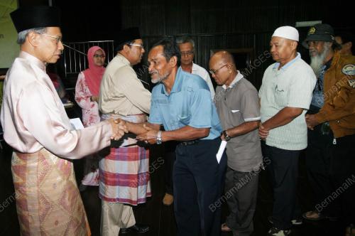 MUSTAPA MOHAMED