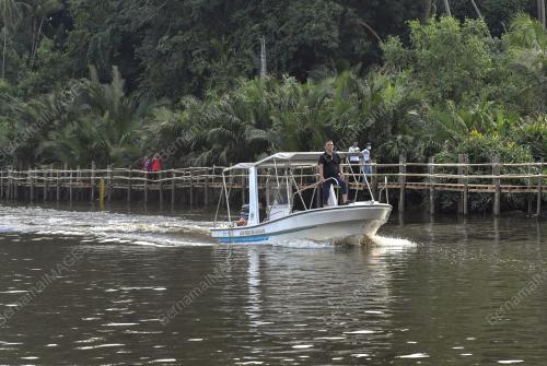 KAMPUNG PULAU TENGAH