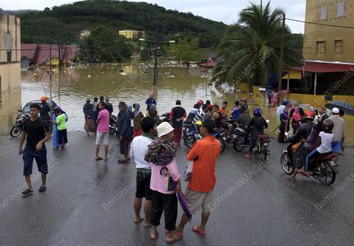 KB07_24122014_BANJIR