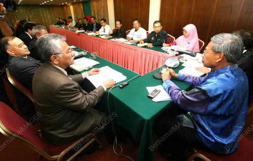 MUSTAPA MOHAMED