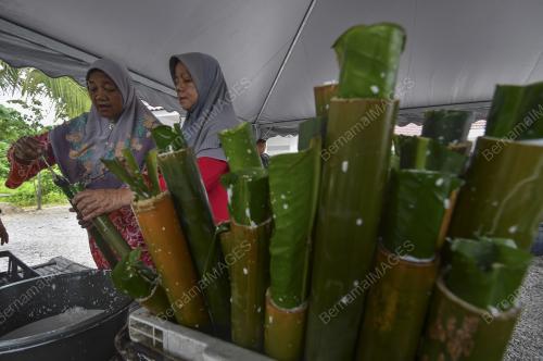 PROGRAM BAKAR LEMANG KAMPUNG SRI PENGGET