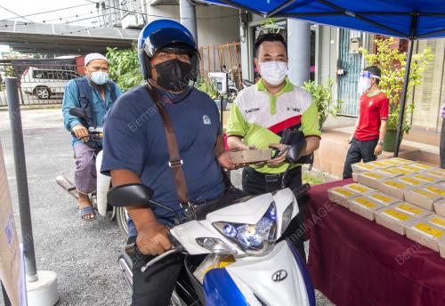 MAKANAN PERCUMA MSEF