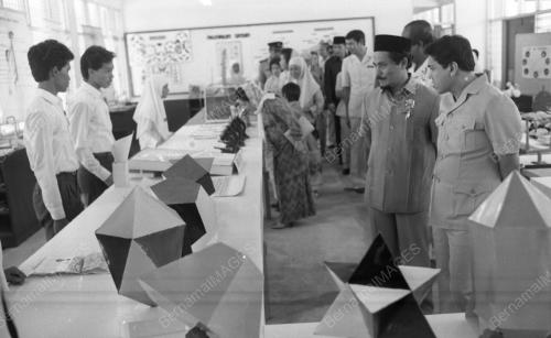KB08_01072015_SEKOLAH_SAINS