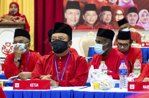 DATUK AHMAD JAZLAN YAAKUB