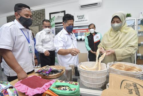 DATUK ZURAIDA KAMARUDDIN