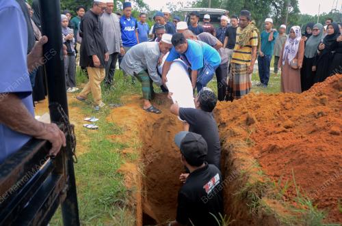 PELAJAR_UMK