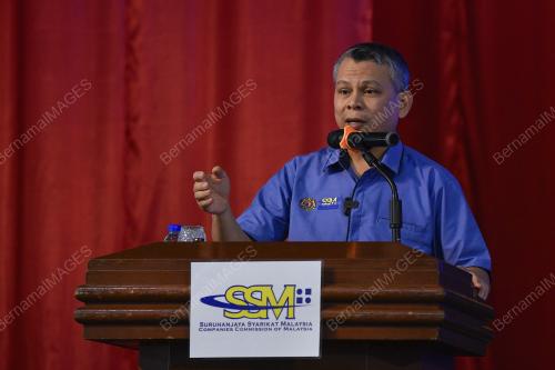 AHMAD SABKI YUSOF