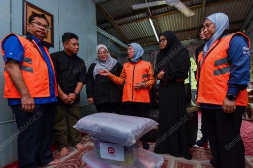 DATUK SERI NANCY SHUKRI