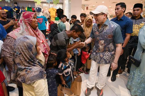TENGKU MAHKOTA KELANTAN