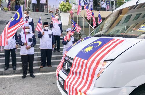 DATUK AHMAD YAKOB