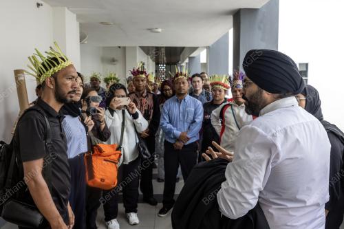 MASYARAKAT ASLI SUKU TEMIAR TANAH ADAT KELAIK