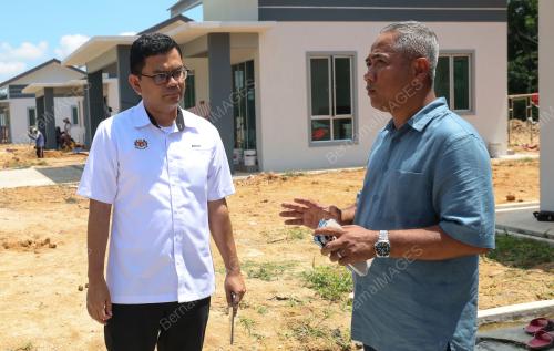 AKMAL NASRULLAH MOHD NASIR