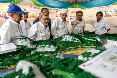 DATUK AHMAD YAKOB