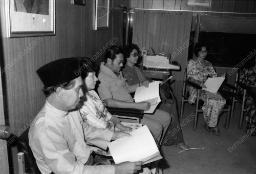DR. MAHATHIR BIN MOHAMAD