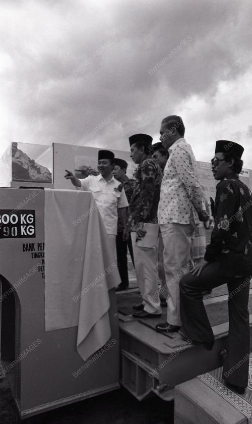 TENGKU RAZALEIGH HAMZAH