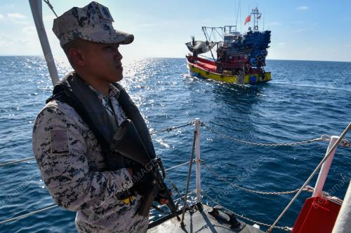 OPS KHAS PAGAR LAUT