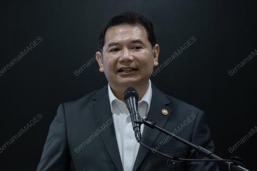 RAFIZI RAMLI