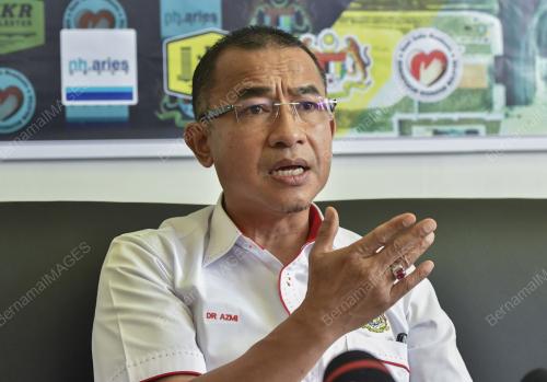 DATUK DR NOOR AZMI GHAZALI