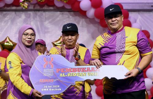 DATUK AHMAD JAZLAN YAAKUB