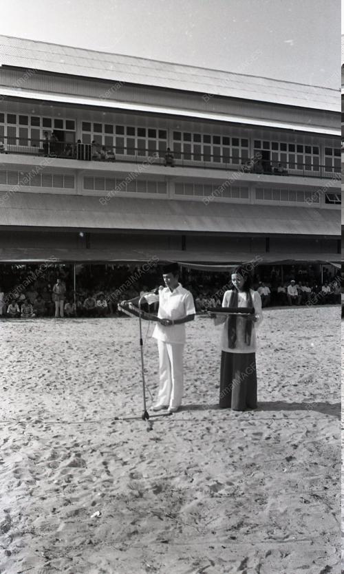 DR. MAHATHIR BIN MOHAMAD