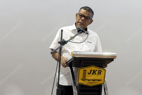 DATUK SERI SAIFUDDIN NASUTION ISMAIL