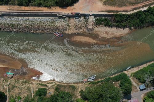 SUNGAI GOLOK KERING