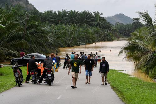 TINJAUAN BANJIR DI KELANTAN