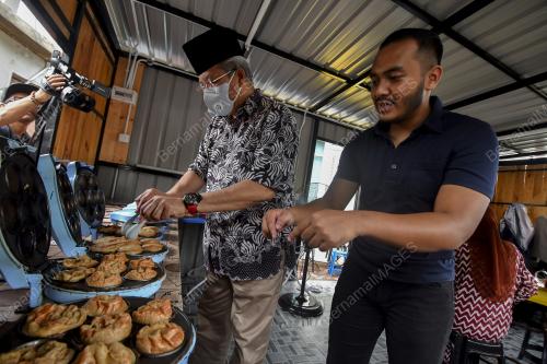 TAN SRI ANNUAR MUSA