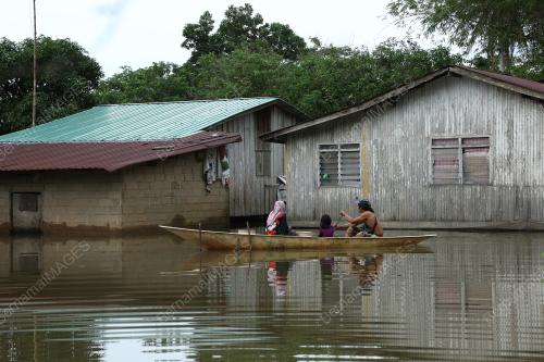TINJAUAN BANJIR DI KAMPUNG TERSANG